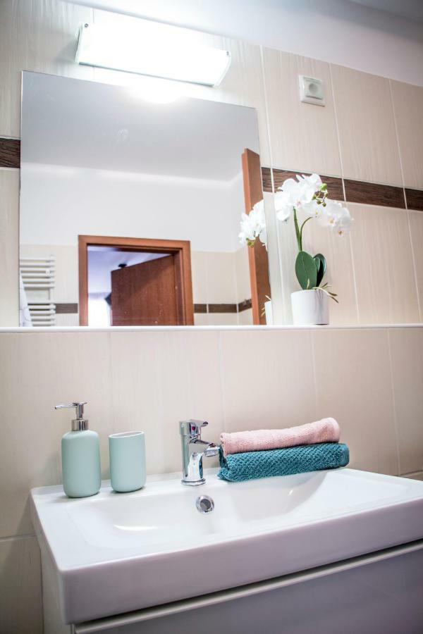 Don Quijote Apartment บูดาเปสต์ ภายนอก รูปภาพ